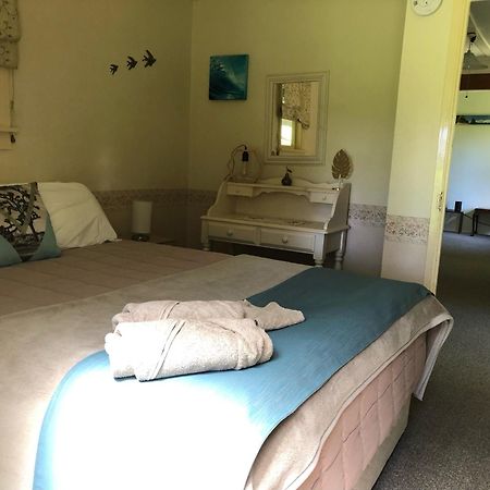 Poihipi Farm Stay Marotiri Bagian luar foto