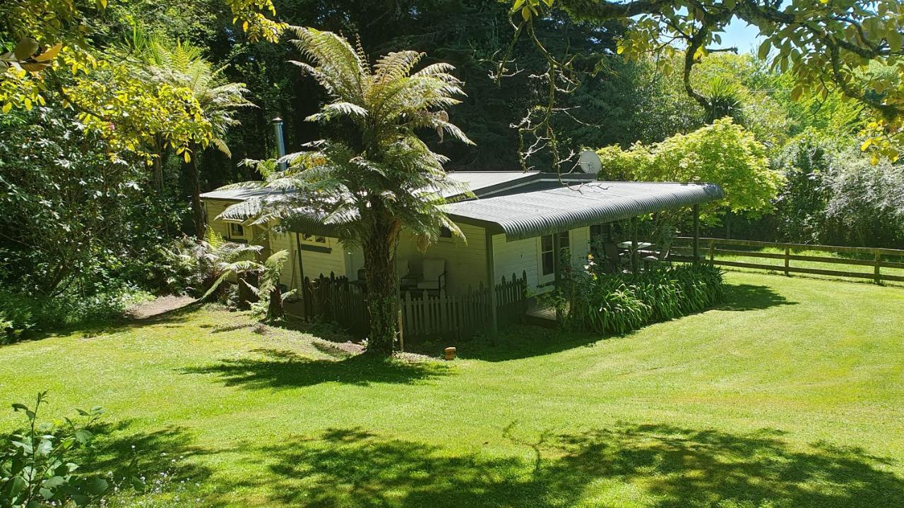 Poihipi Farm Stay Marotiri Bagian luar foto